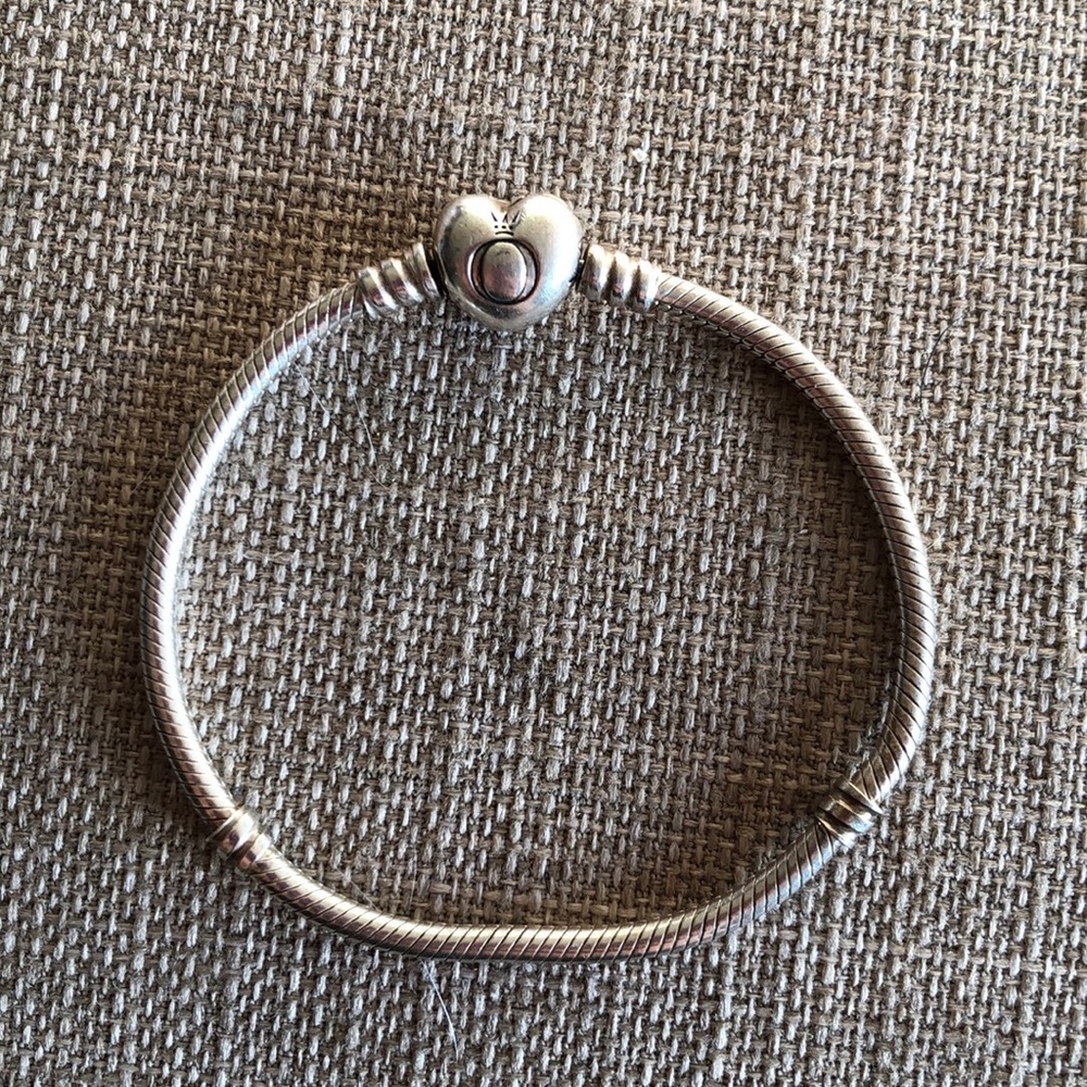 Pandora Heart Clasp Snake Chain Bracelet 🛍